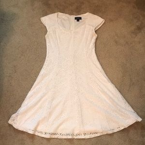 ✨Liz Claiborne Lace Dress